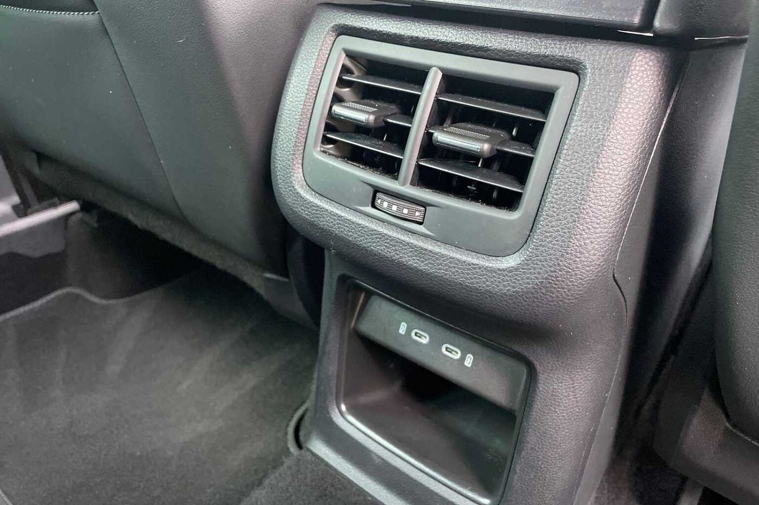 SEAT Ateca 1.5 TSI EVO FR Black Edition SUV 5dr Petrol Manual Euro 6 (s/s) (150 ps)