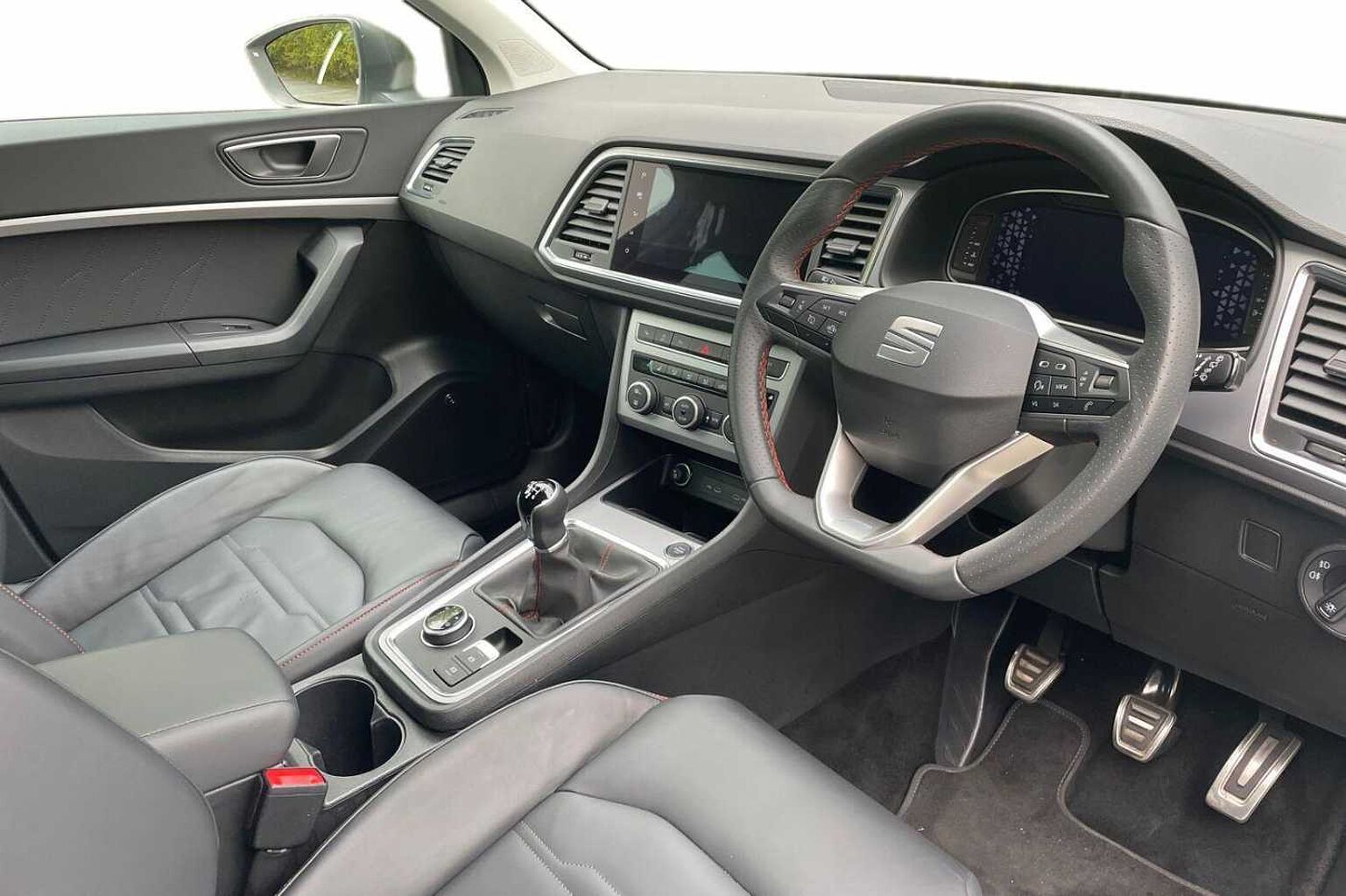 SEAT Ateca 1.5 TSI EVO FR Black Edition SUV 5dr Petrol Manual Euro 6 (s/s) (150 ps)