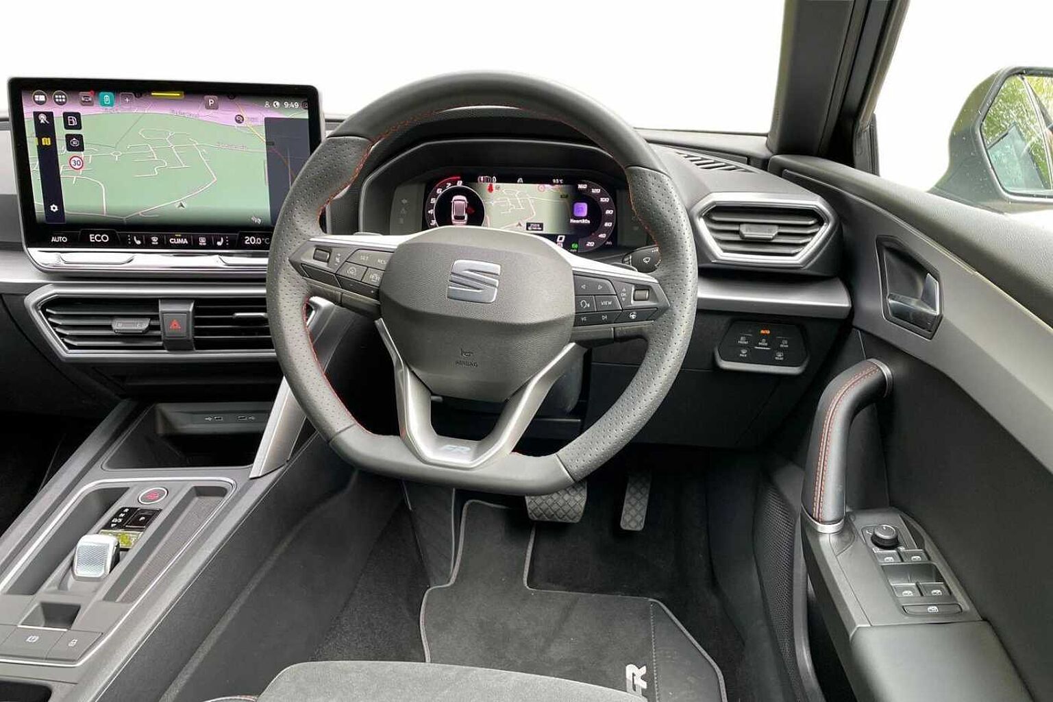 SEAT Leon 1.5 eHybrid 25.8kWh FR Sport Estate 5dr Petrol Plug-in Hybrid DSG Euro 6 (s/s) (