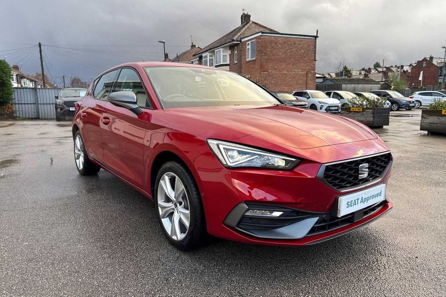 SEAT Leon 1.4 eHybrid 13kWh FR Hatchback 5dr Petrol Plug-in Hybrid DSG Euro 6 (s/s) (204 p