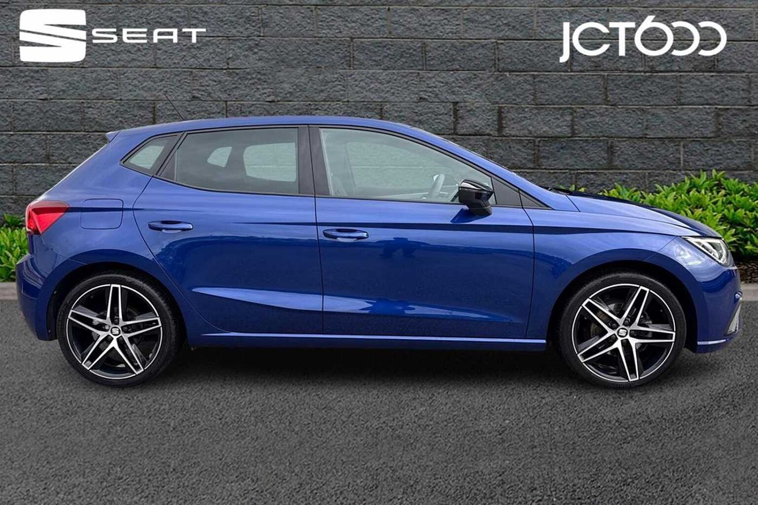 SEAT Ibiza 1.0 TSI FR Sport Hatchback 5dr Petrol Manual Euro 6 (s/s) GPF (115 ps)